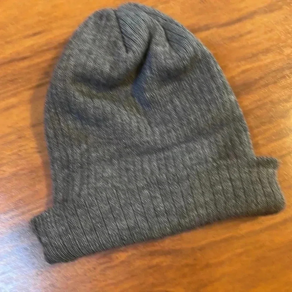 Bula Beanie - Picture 4 of 5